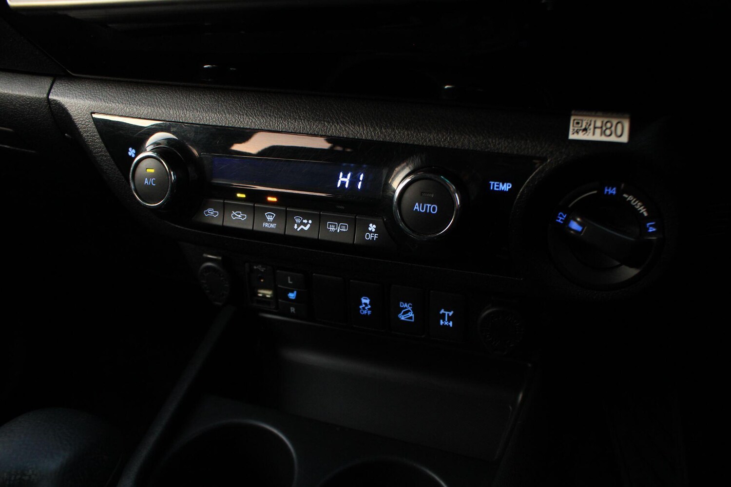 Used Toyota Hilux 2017 for sale - 77091459: Photo 20