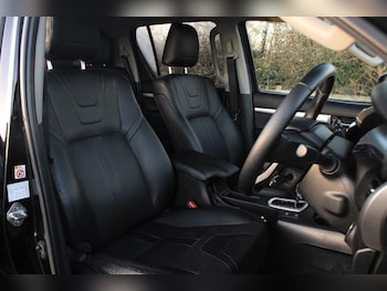 Used Toyota Hilux 2017 for sale - 77091459: Photo