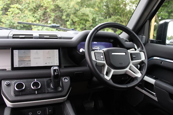 Used Land Rover Defender 110 2021 for sale - 75109871: Photo 10