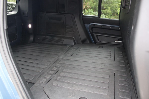 Used Land Rover Defender 110 2021 for sale - 75109871: Photo 12