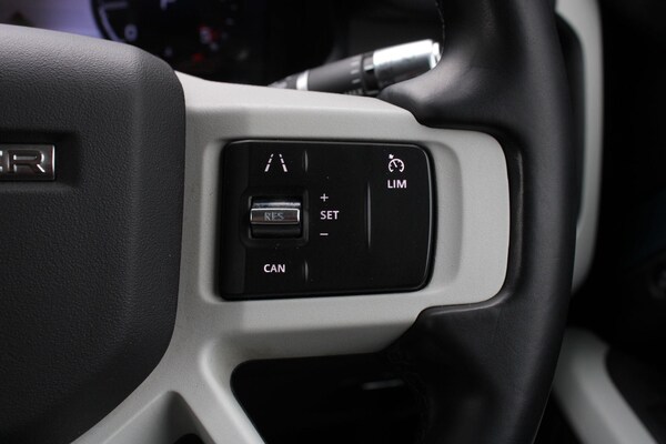 Used Land Rover Defender 110 2021 for sale - 75109871: Photo 31
