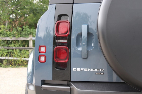 Used Land Rover Defender 110 2021 for sale - 75109871: Photo 39