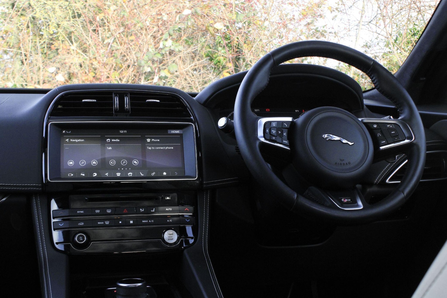 Used Jaguar F-Pace 2019 for sale - 76899055: Photo 9