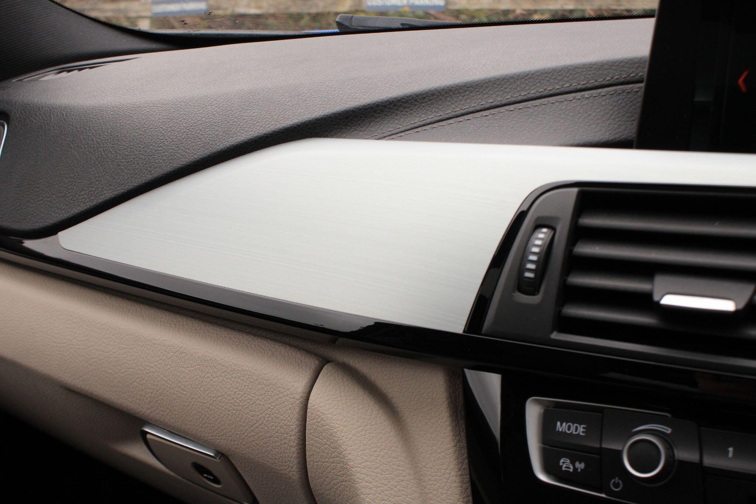 Used BMW 3 Series 2018 for sale - 77625128: Photo 36