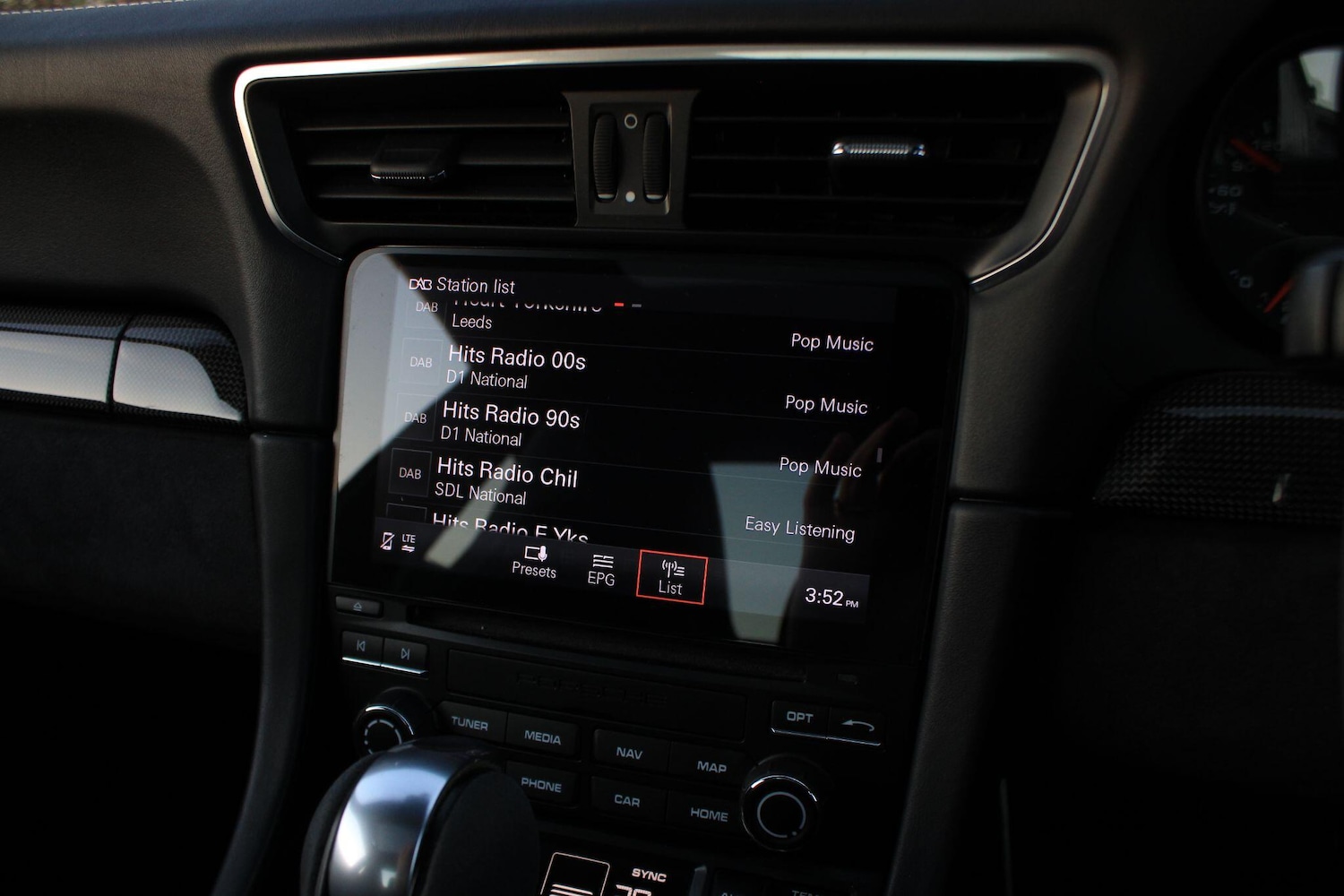 Used Porsche 911 2018 for sale - 76997329: Photo 28