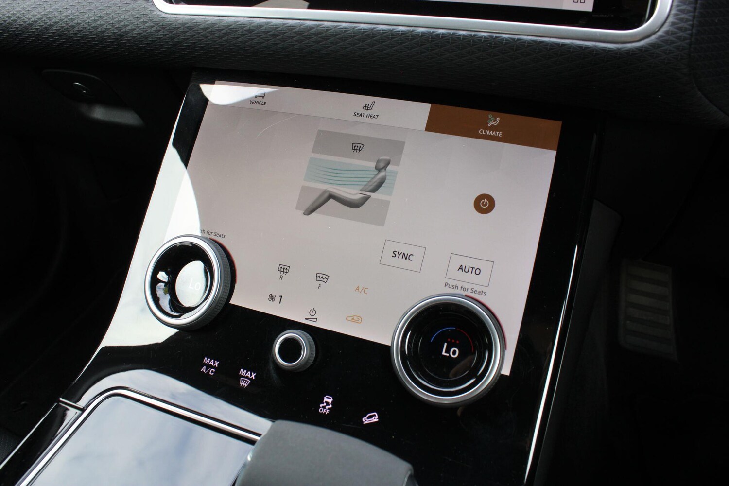 Used Land Rover Range Rover Velar 2023 for sale - 76214639: Photo 20