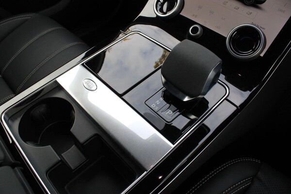 Used Land Rover Range Rover Velar 2023 for sale - 76214639: Photo 34