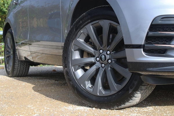 Used Land Rover Range Rover Velar 2023 for sale - 76214639: Photo 8