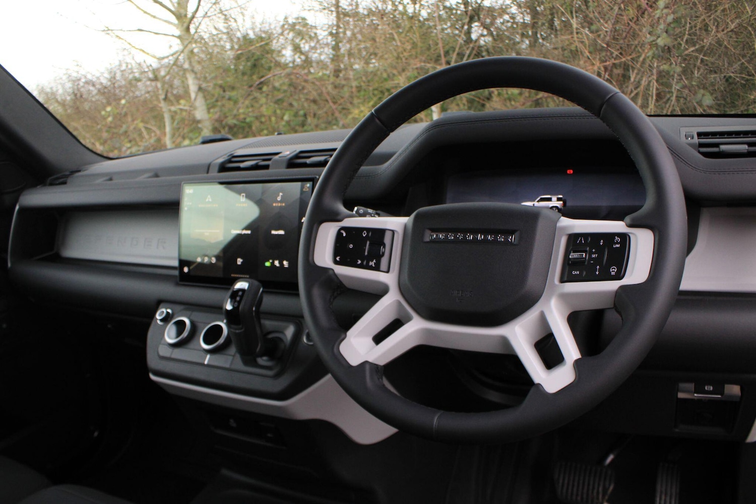 Used Land Rover Defender 90 2025 for sale - 77626225: Photo 10