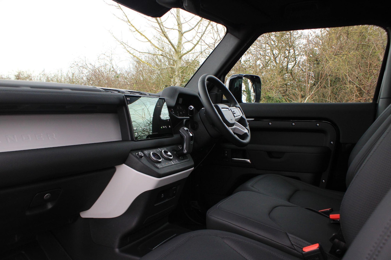 Used Land Rover Defender 90 2025 for sale - 77626225: Photo 22