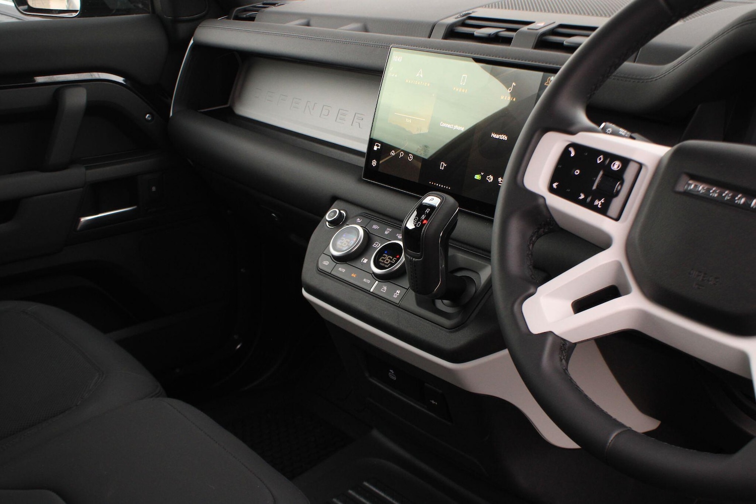 Used Land Rover Defender 90 2025 for sale - 77626225: Photo 23