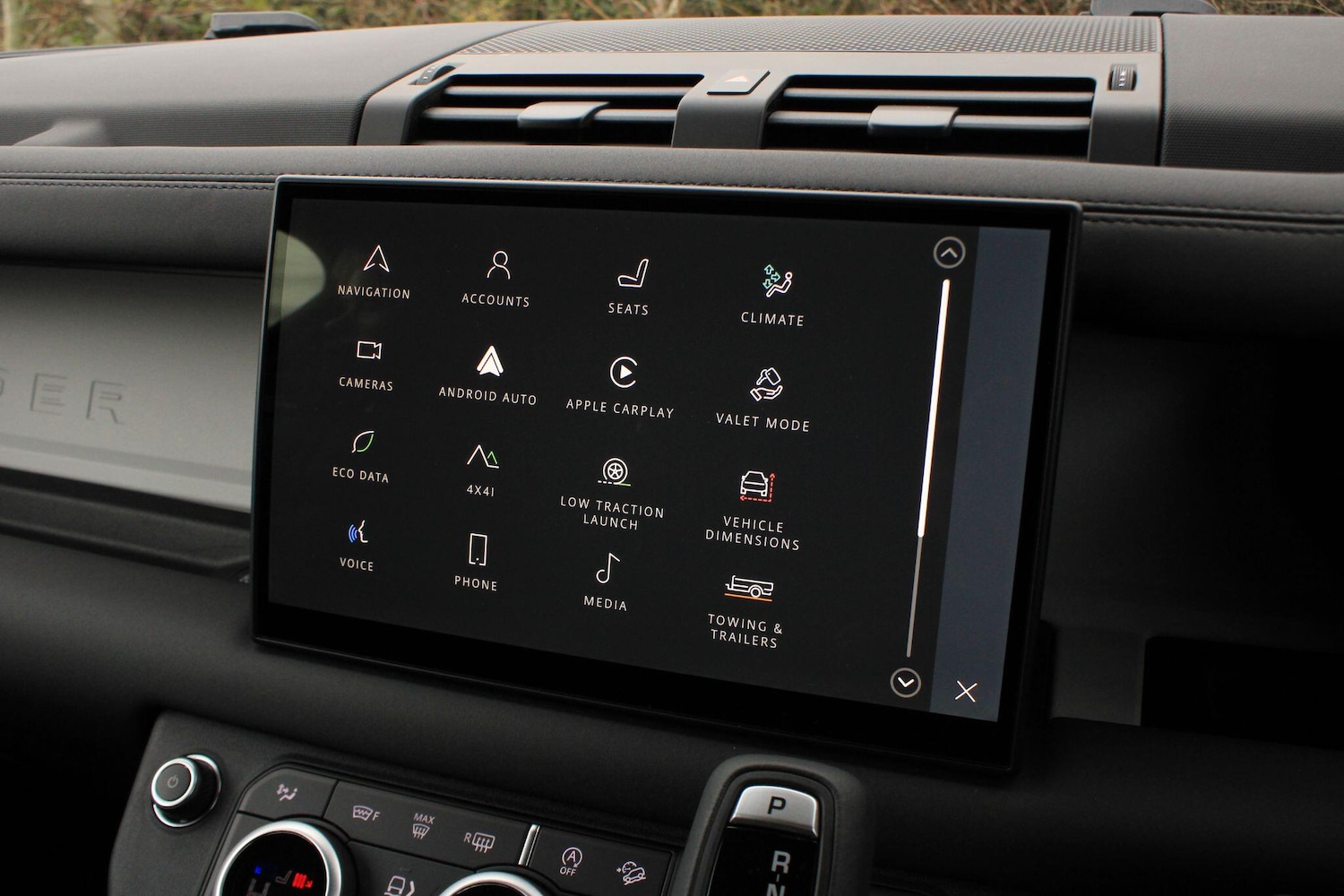 Used Land Rover Defender 90 2025 for sale - 77626225: Photo 28