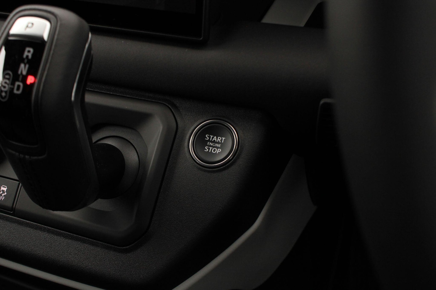 Used Land Rover Defender 90 2025 for sale - 77626225: Photo 34