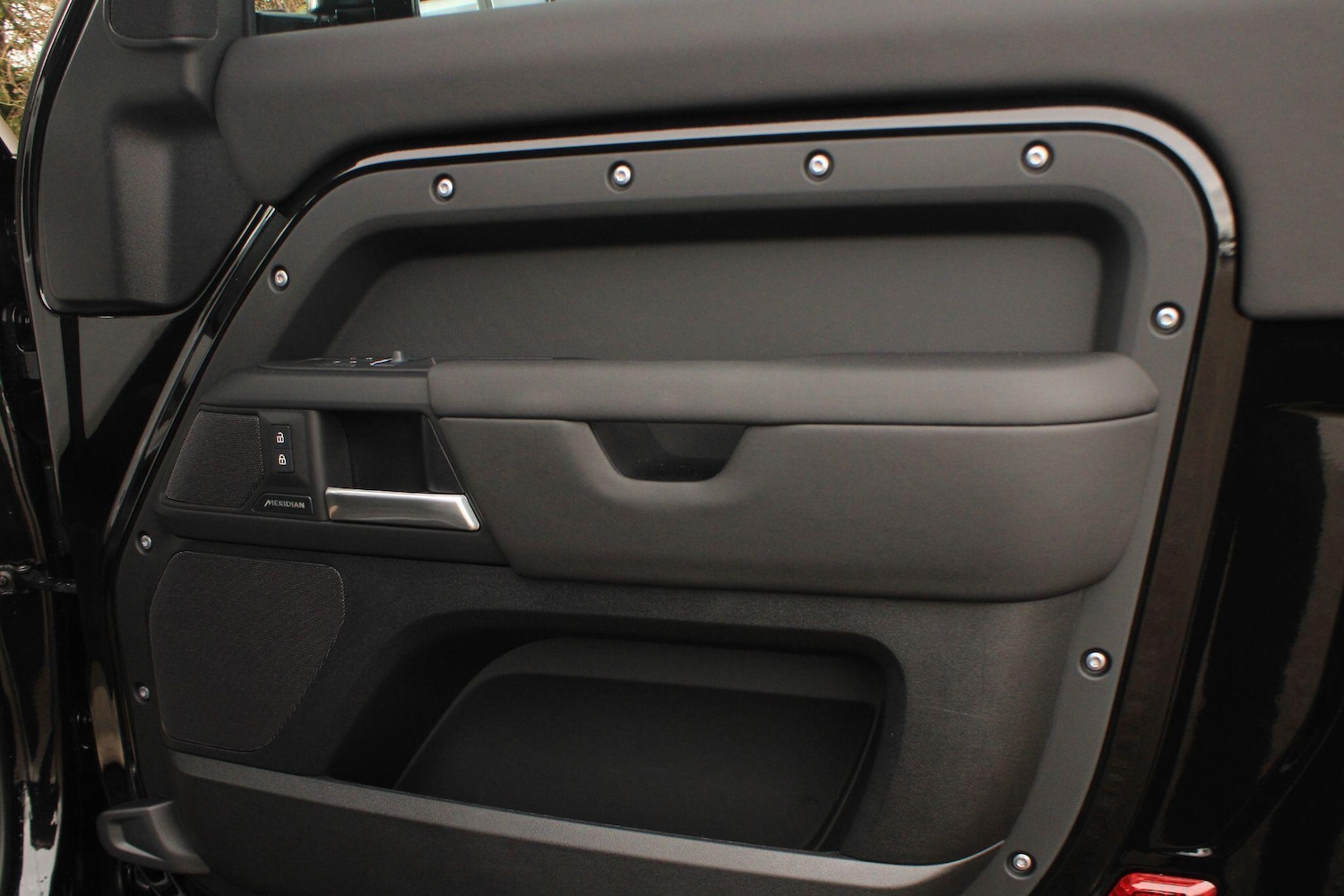 Used Land Rover Defender 90 2025 for sale - 77626225: Photo 35