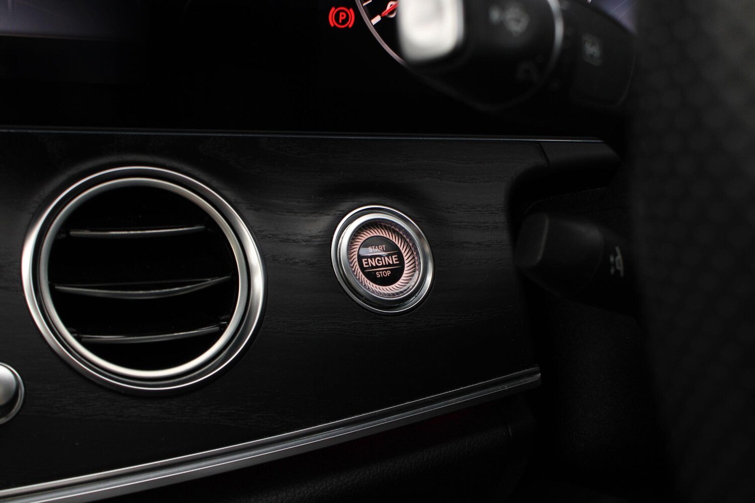 Used Mercedes-Benz E Class for sale - 77807881: Photo 35