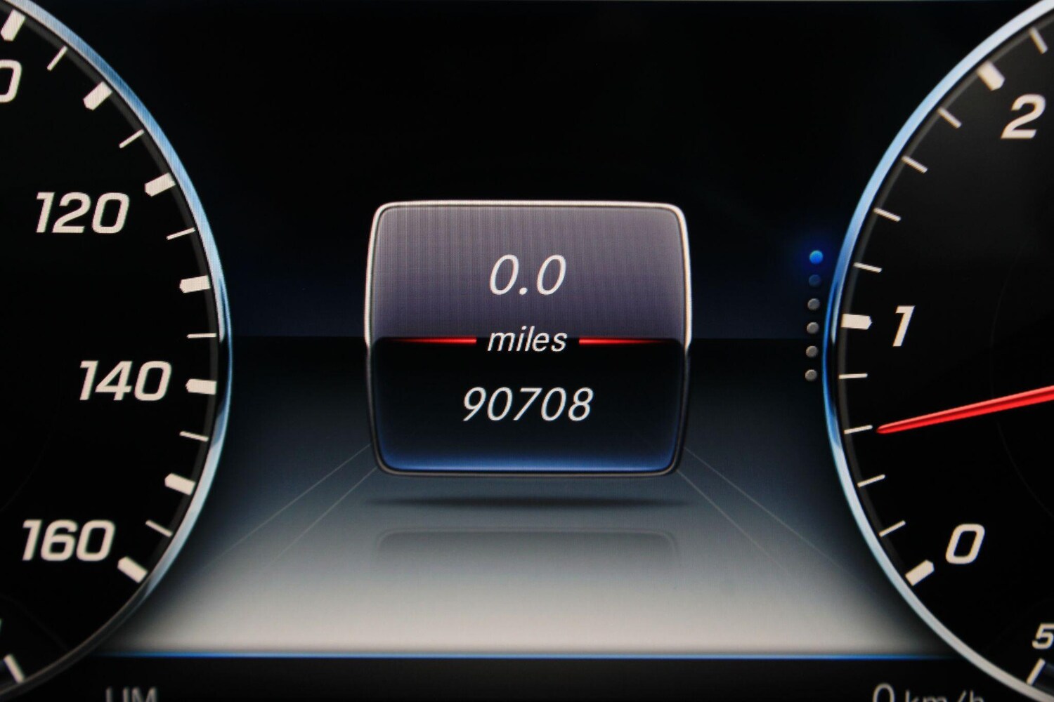 Used Mercedes-Benz E Class for sale - 77807881: Photo 45