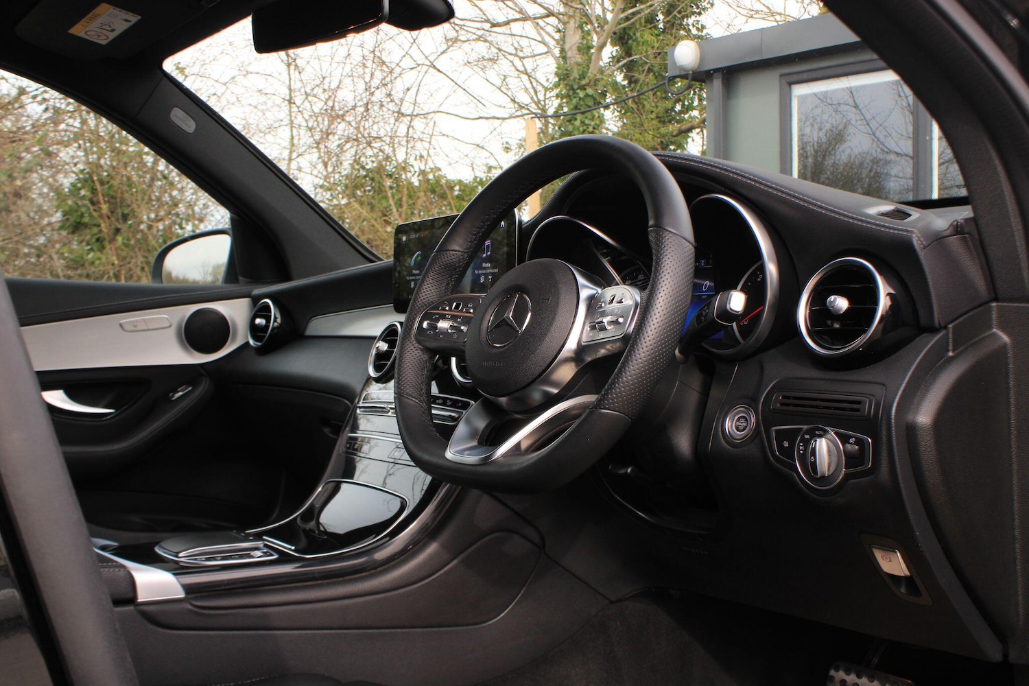 Used Mercedes-Benz GLC 2022 for sale - 77993838: Photo 4