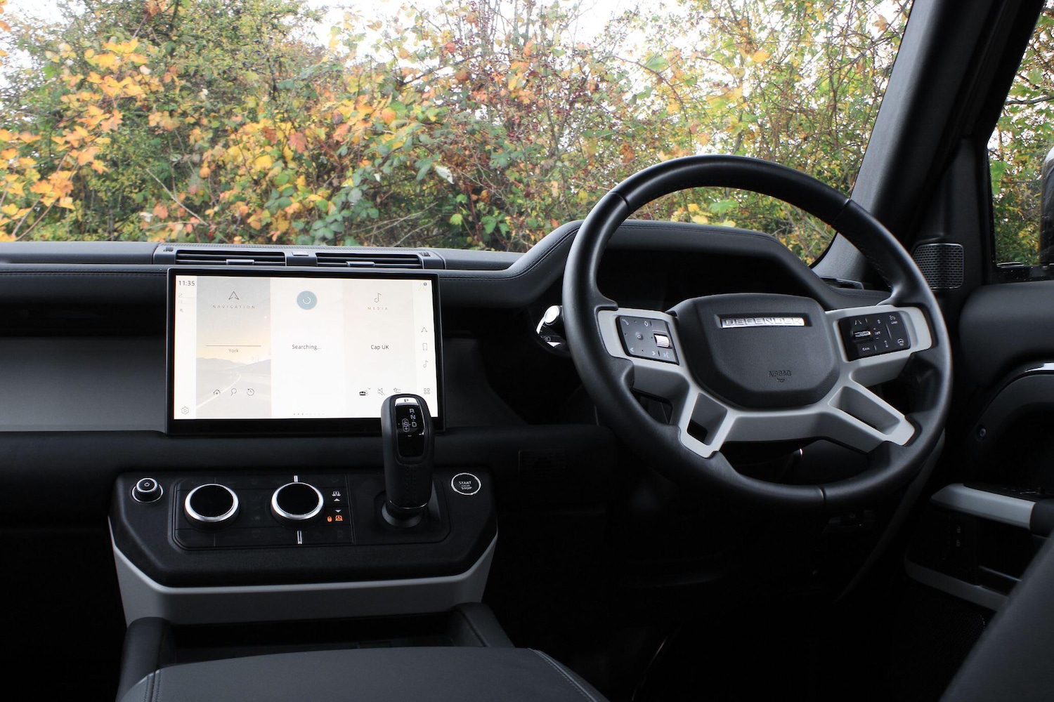 Used Land Rover Defender 2023 for sale - 76512840: Photo 10