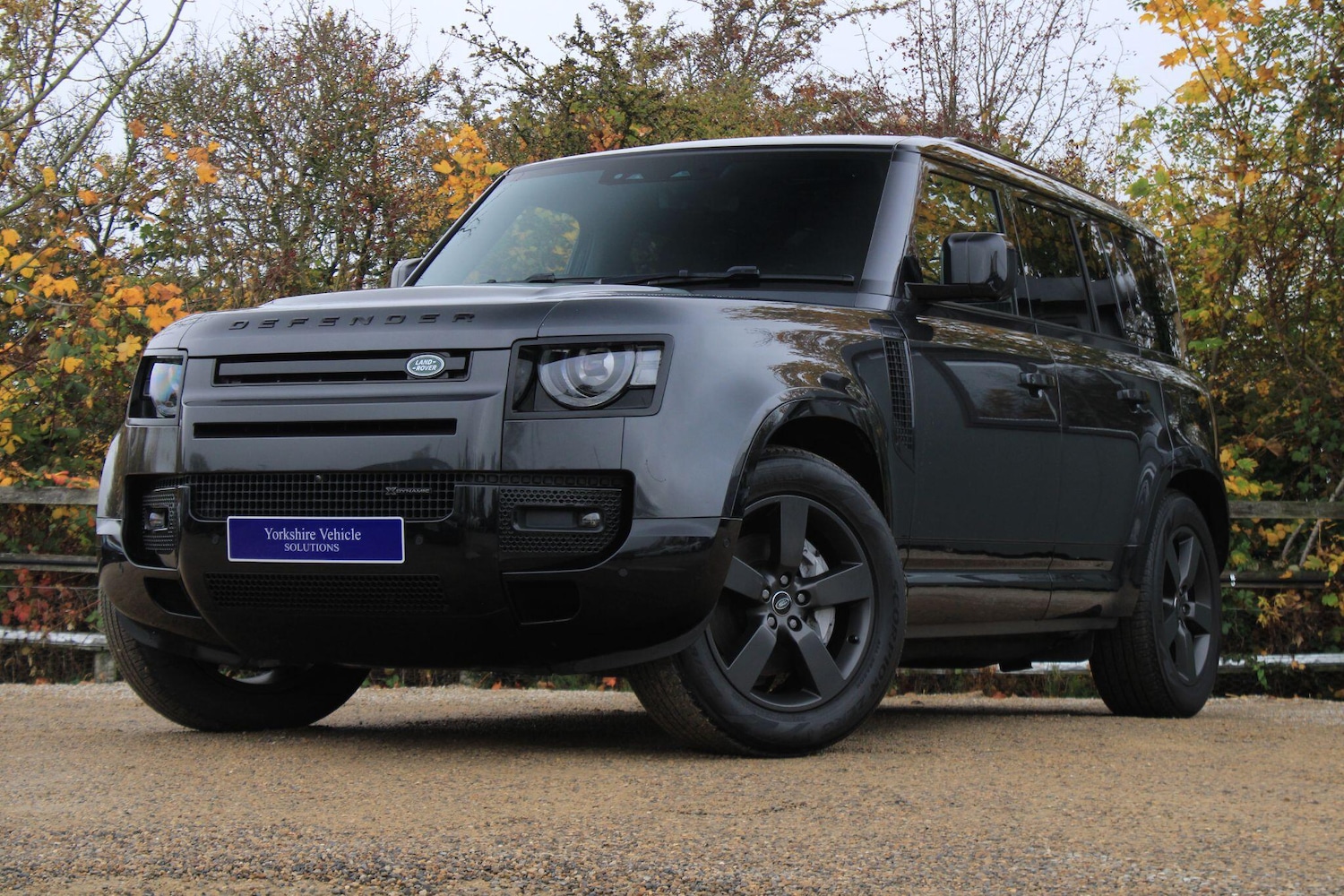 Used Land Rover Defender 2023 for sale - 76512840: Photo 16