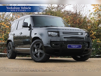 Used Land Rover Defender 2023 for sale - 76512840: Photo
