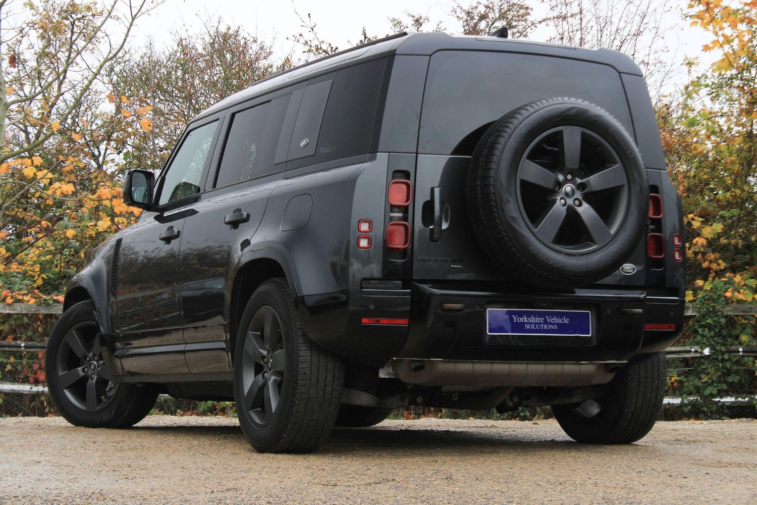 Used Land Rover Defender 2023 for sale - 76512840: Photo 3