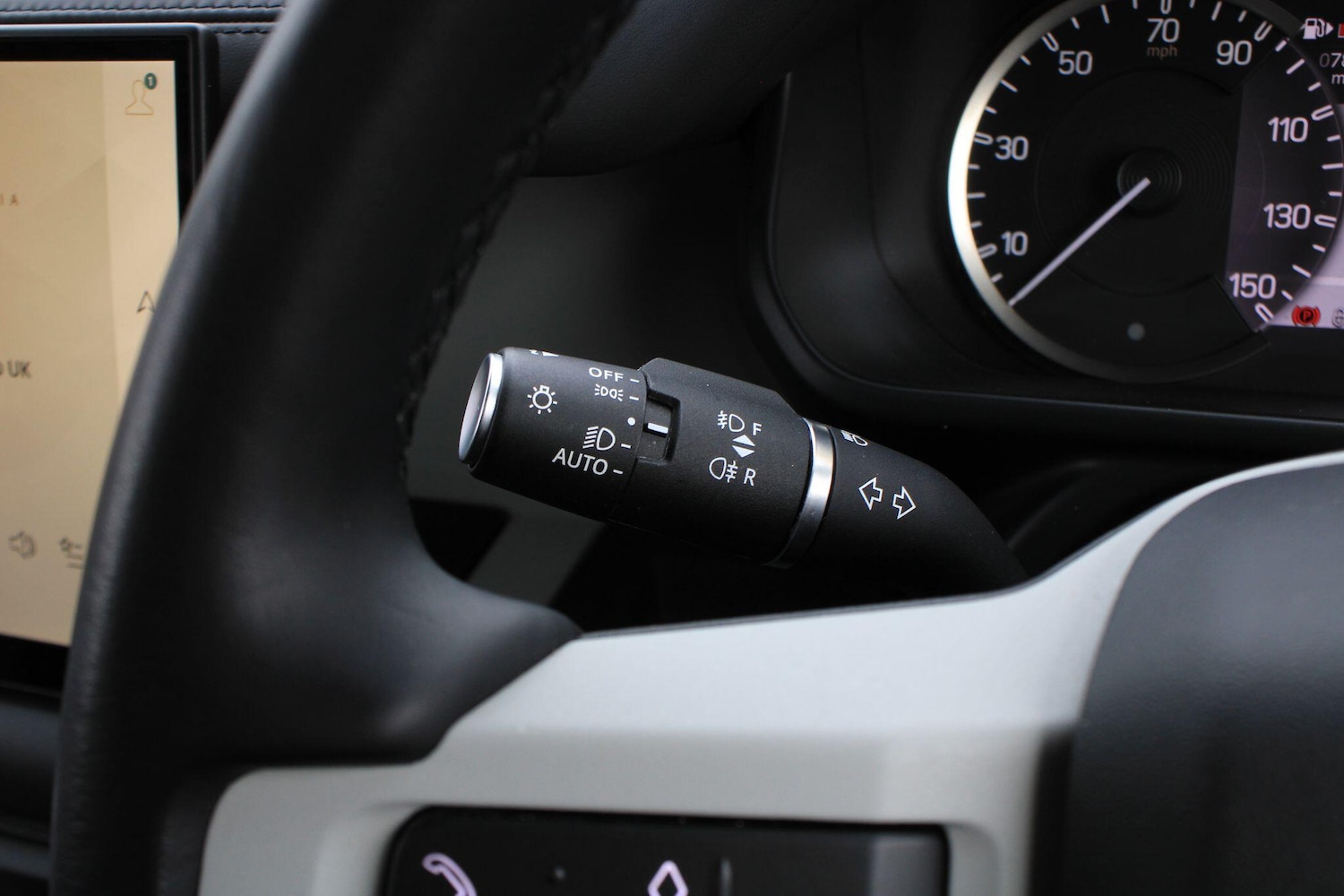 Used Land Rover Defender 2023 for sale - 76512840: Photo 39