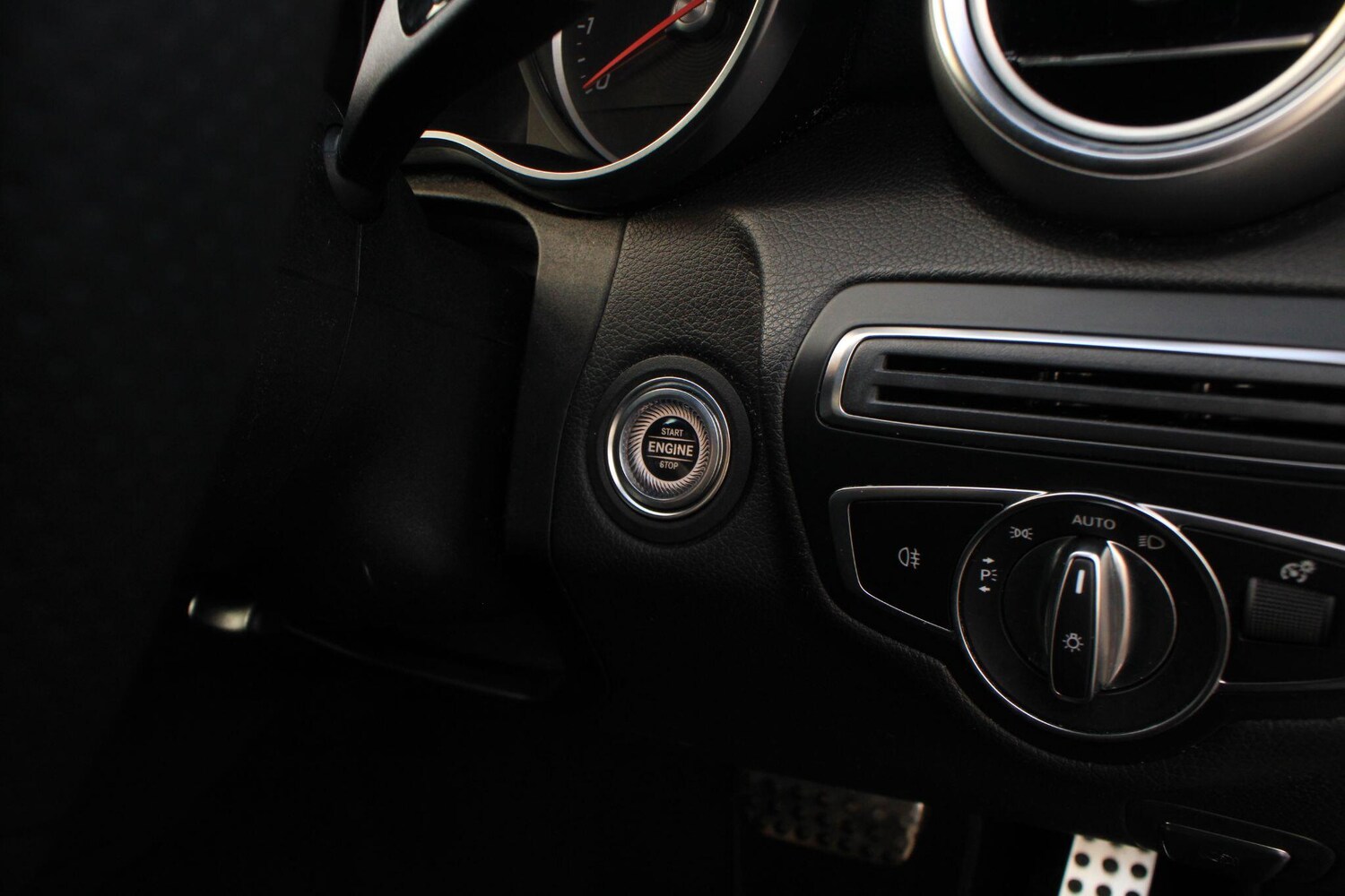 Used Mercedes-Benz C Class for sale - 77671125: Photo 32