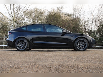 Used Tesla Model 3 2021 for sale - 78073133: Photo