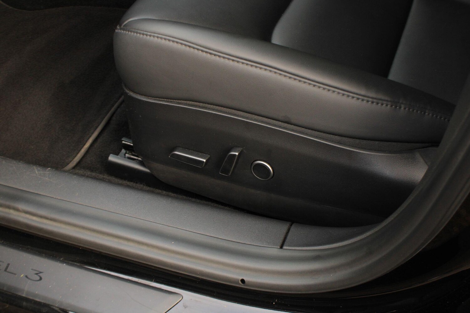 Used Tesla Model 3 2021 for sale - 78073133: Photo 32