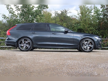 Used Volvo V90 2021 for sale - 75941465: Photo