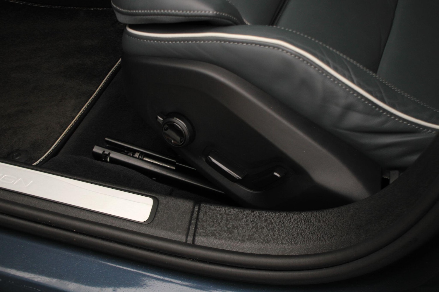 Used Volvo S60 2020 for sale - 77376599: Photo 35