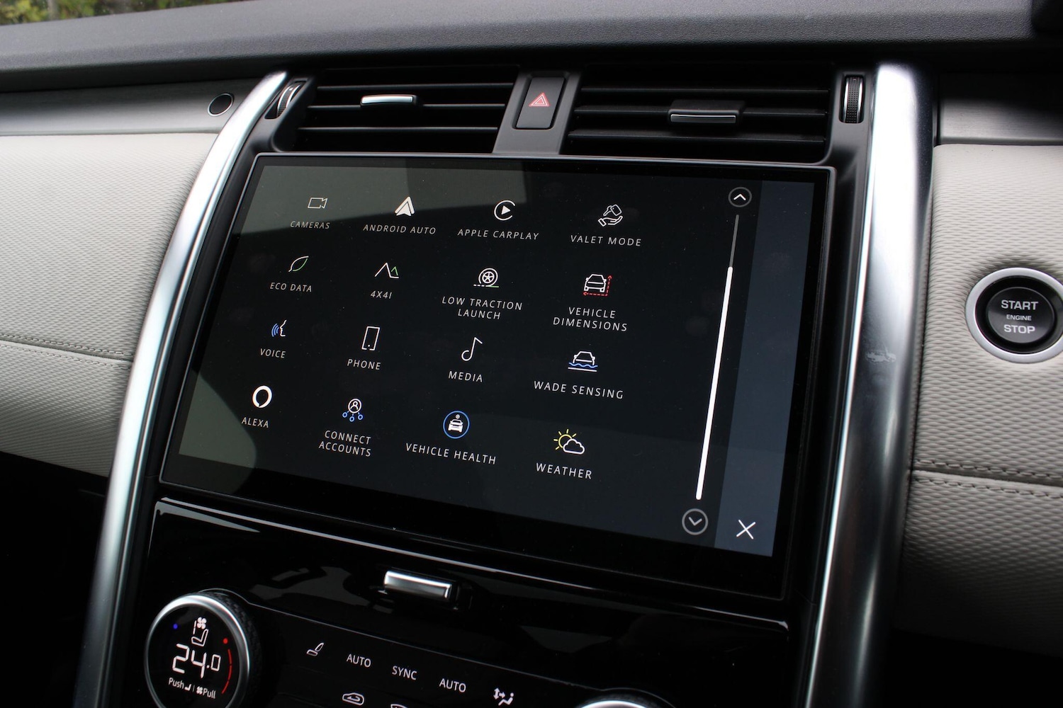 Used Land Rover Discovery 2022 for sale - 76991429: Photo 32