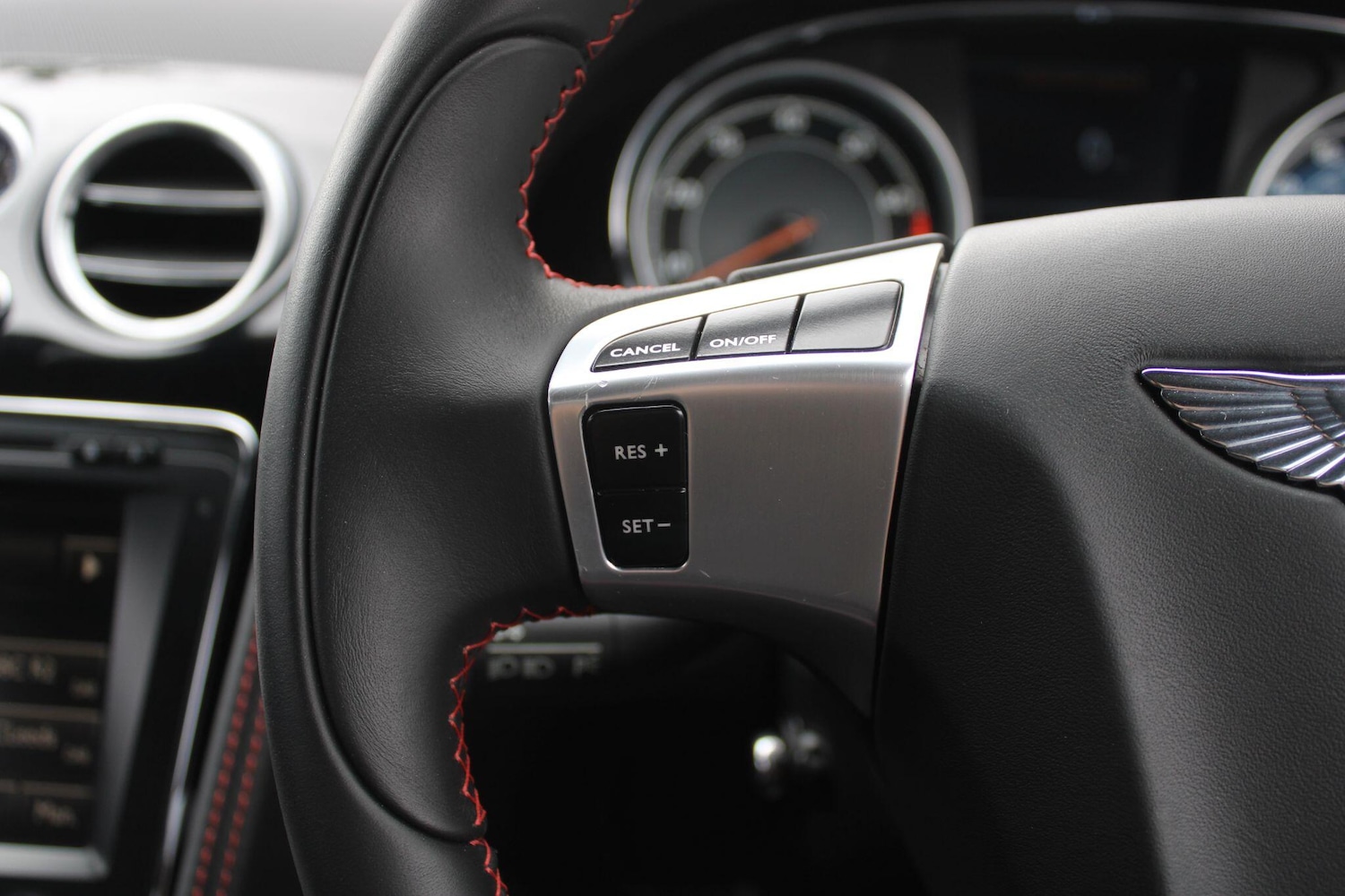 Used Bentley Continental 2014 for sale - 76965002: Photo 29