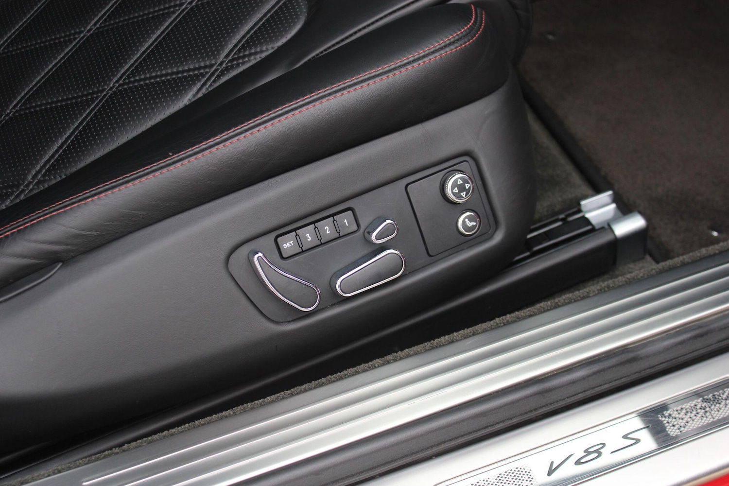 Used Bentley Continental 2014 for sale - 76965002: Photo 30