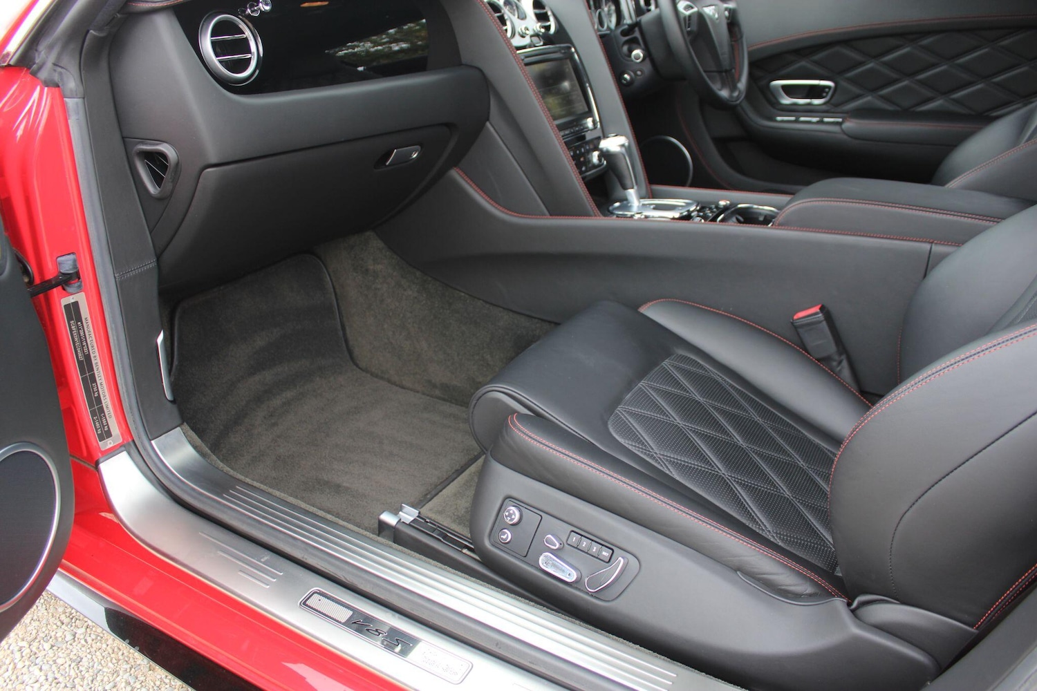 Used Bentley Continental 2014 for sale - 76965002: Photo 34