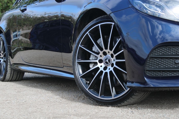 Used Mercedes-Benz E-Class 2017 for sale - 76240087: Photo 11
