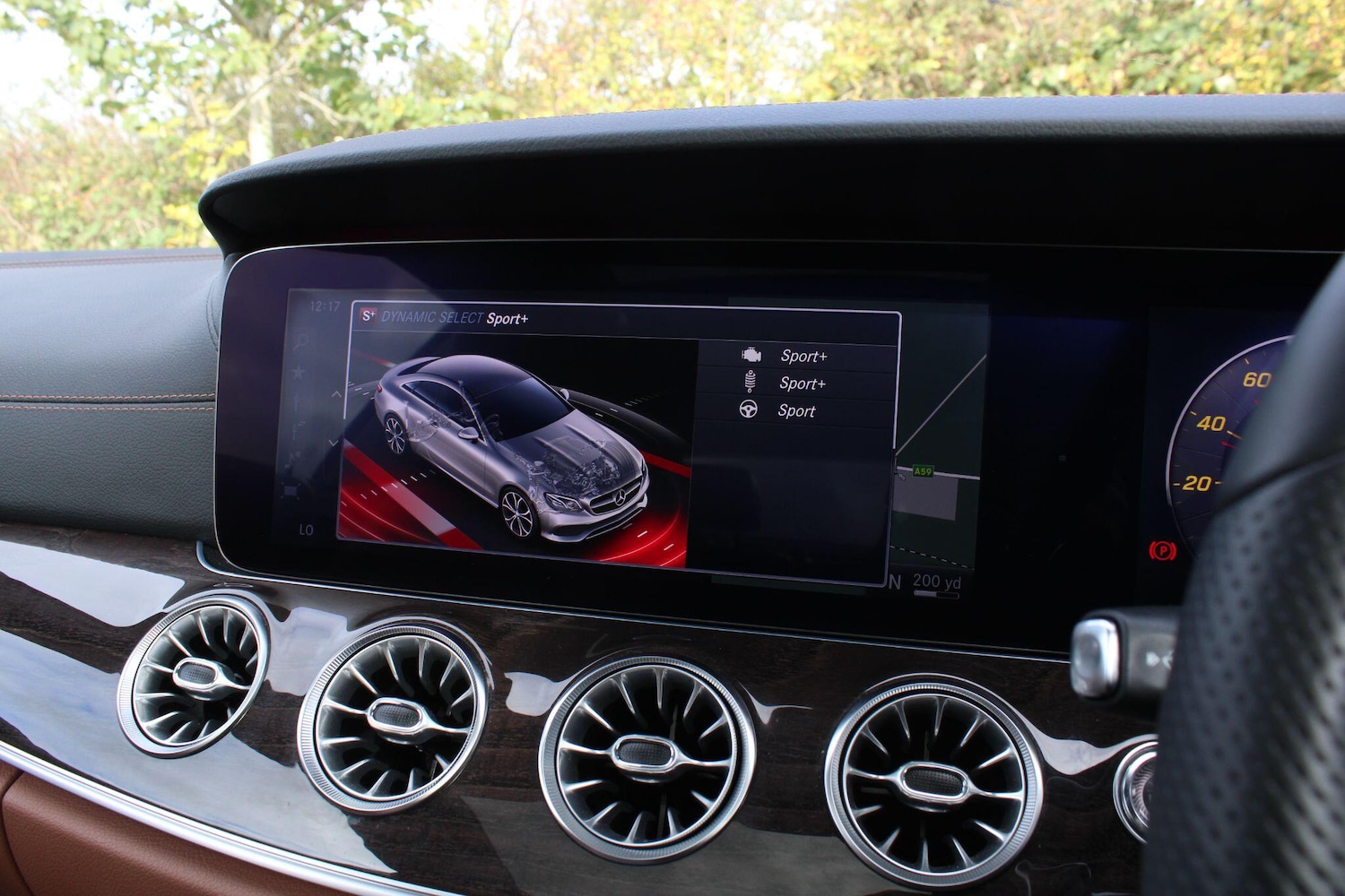 Used Mercedes-Benz E Class 2017 for sale - 76240087: Photo 31