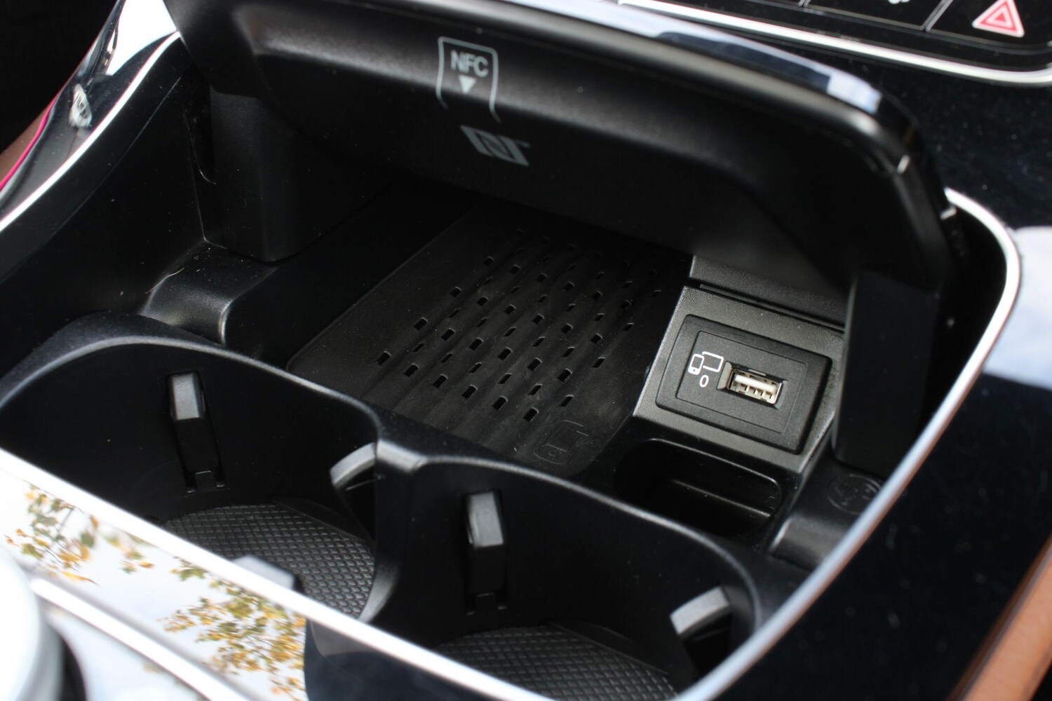 Used Mercedes-Benz E Class 2017 for sale - 76240087: Photo 34