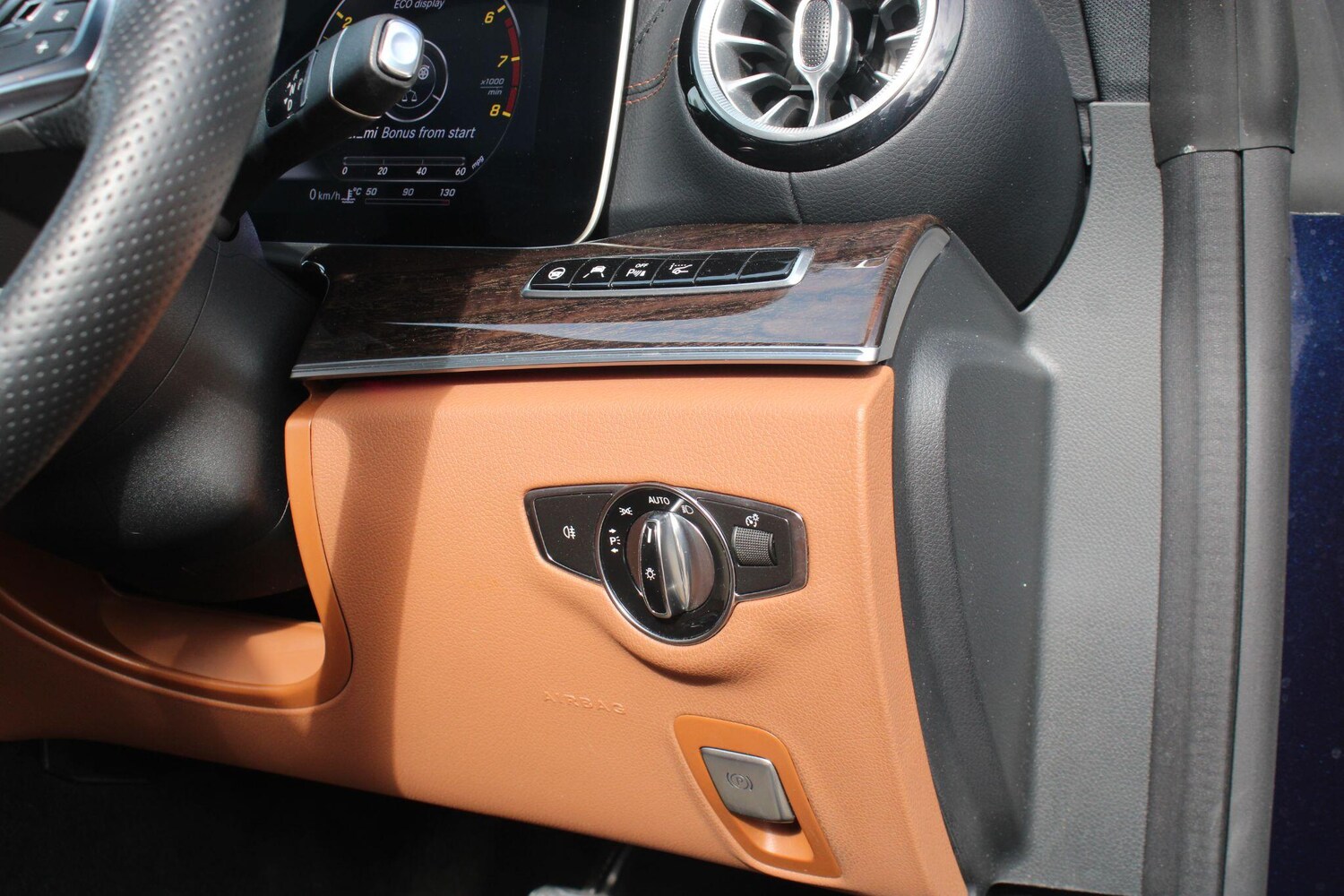 Used Mercedes-Benz E Class 2017 for sale - 76240087: Photo 38