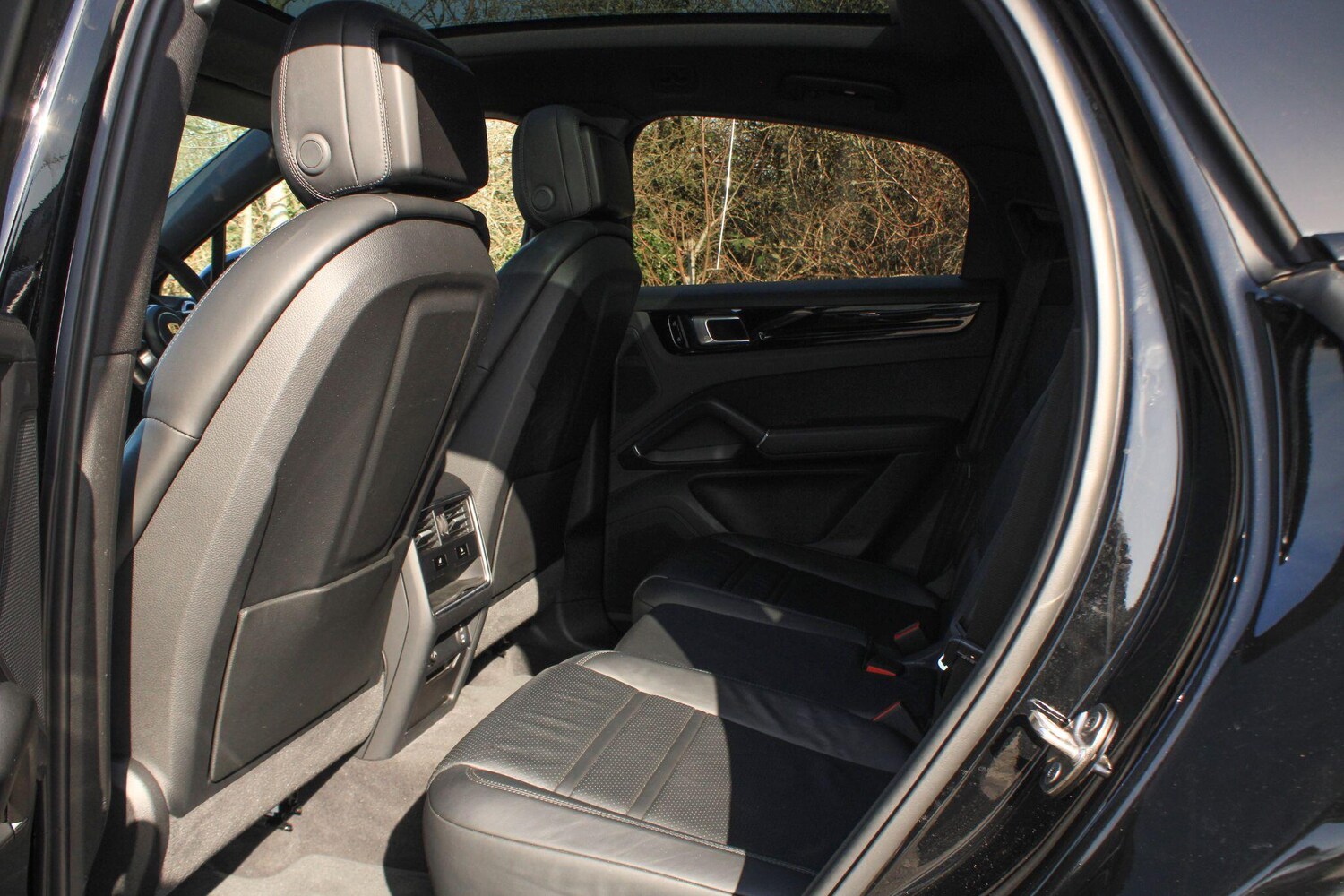 Used Porsche Cayenne for sale - 77940521: Photo 25