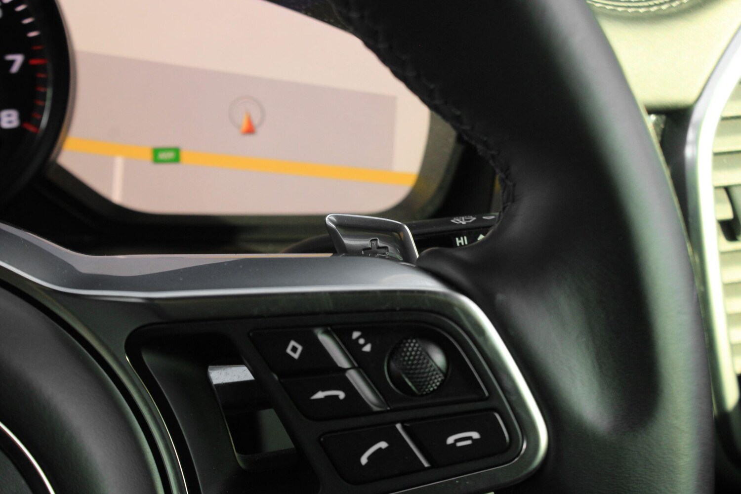 Used Porsche Cayenne for sale - 77940521: Photo 41