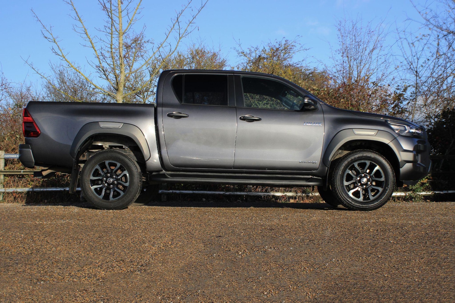 Used Toyota Hilux 2022 for sale - 76898972: Photo 2