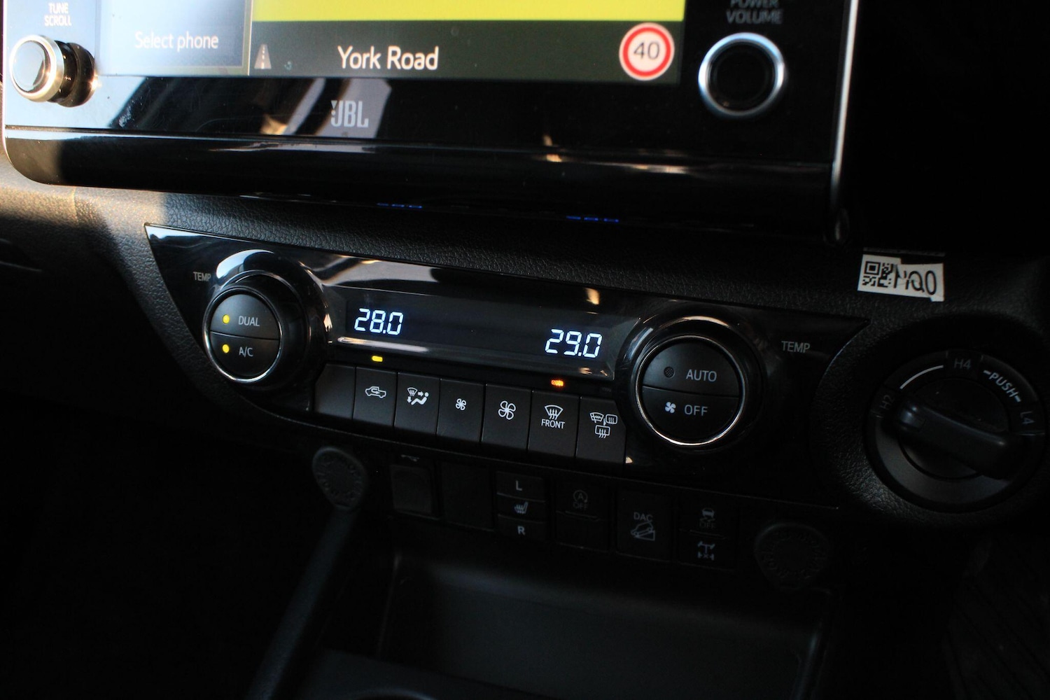 Used Toyota Hilux 2022 for sale - 76898972: Photo 20