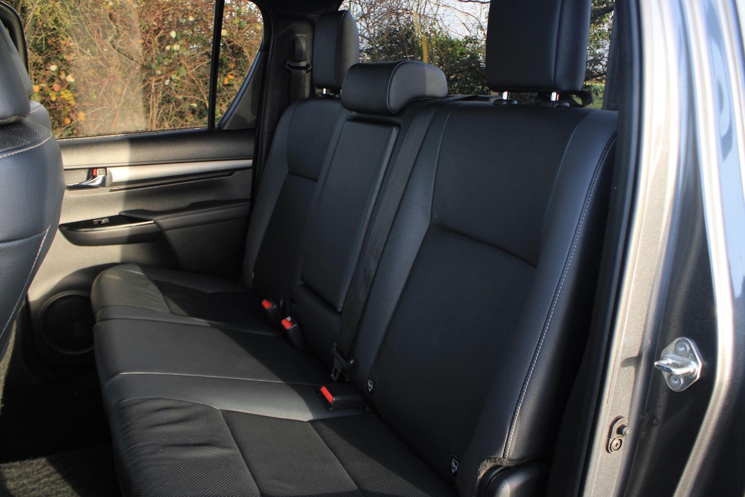 Used Toyota Hilux 2022 for sale - 76898972: Photo 21