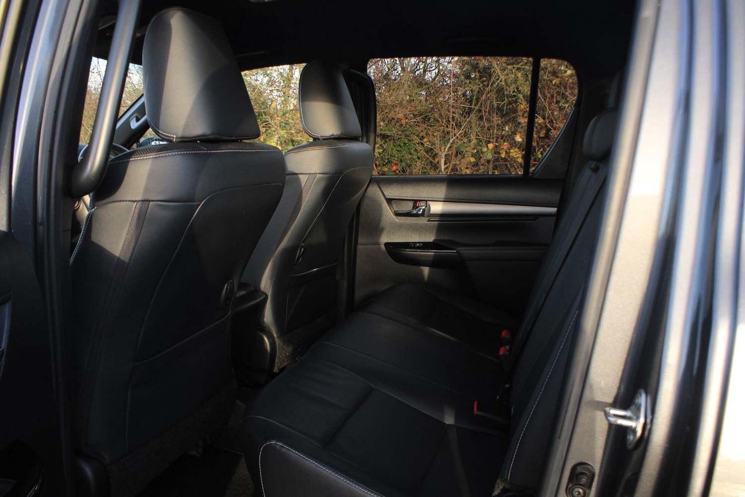 Used Toyota Hilux 2022 for sale - 76898972: Photo 22