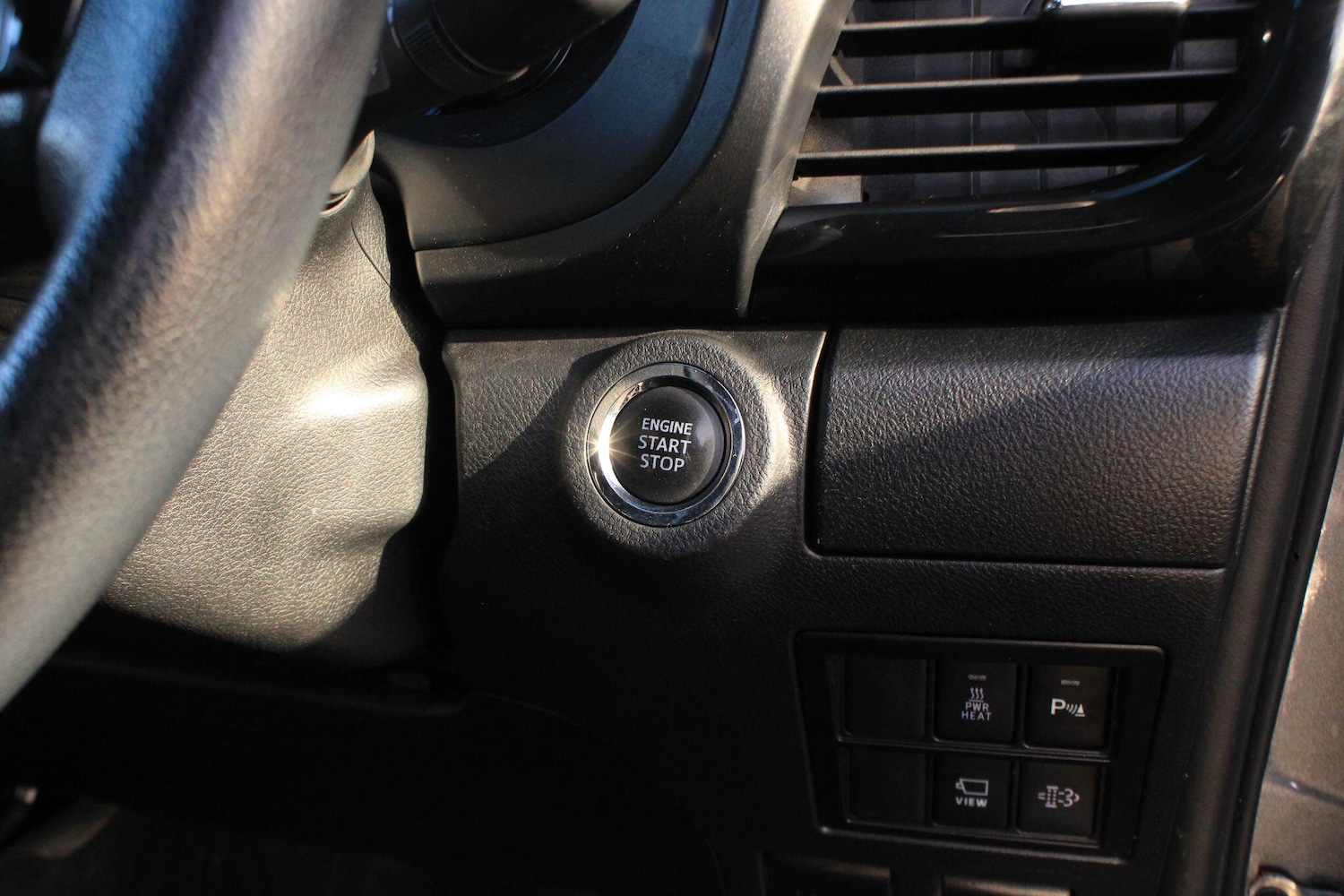 Used Toyota Hilux 2022 for sale - 76898972: Photo 29