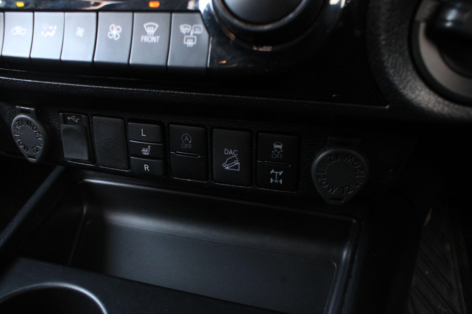 Used Toyota Hilux 2022 for sale - 76898972: Photo 31