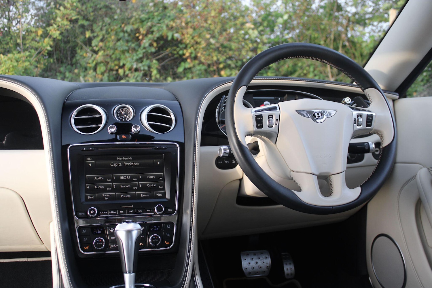 Used Bentley Continental 2014 for sale - 76371103: Photo 10