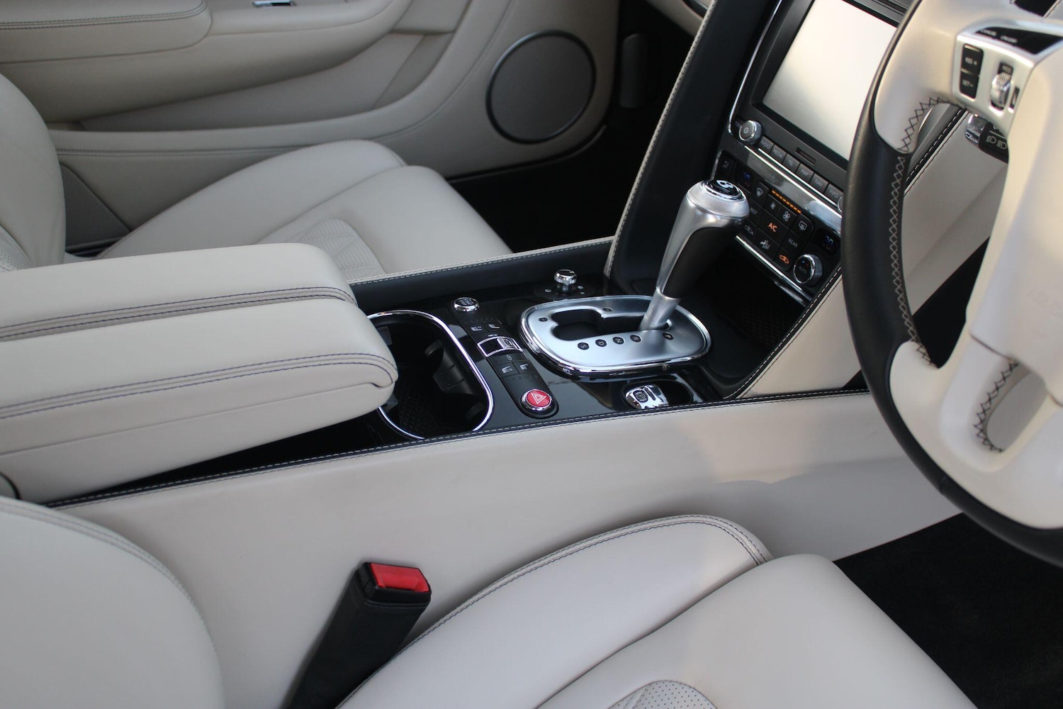 Used Bentley Continental 2014 for sale - 76371103: Photo 24