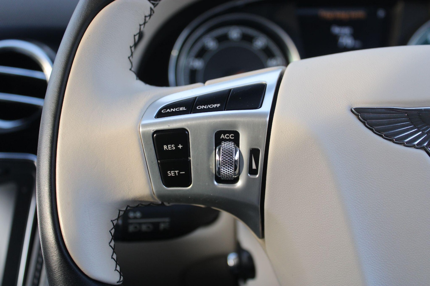 Used Bentley Continental 2014 for sale - 76371103: Photo 30